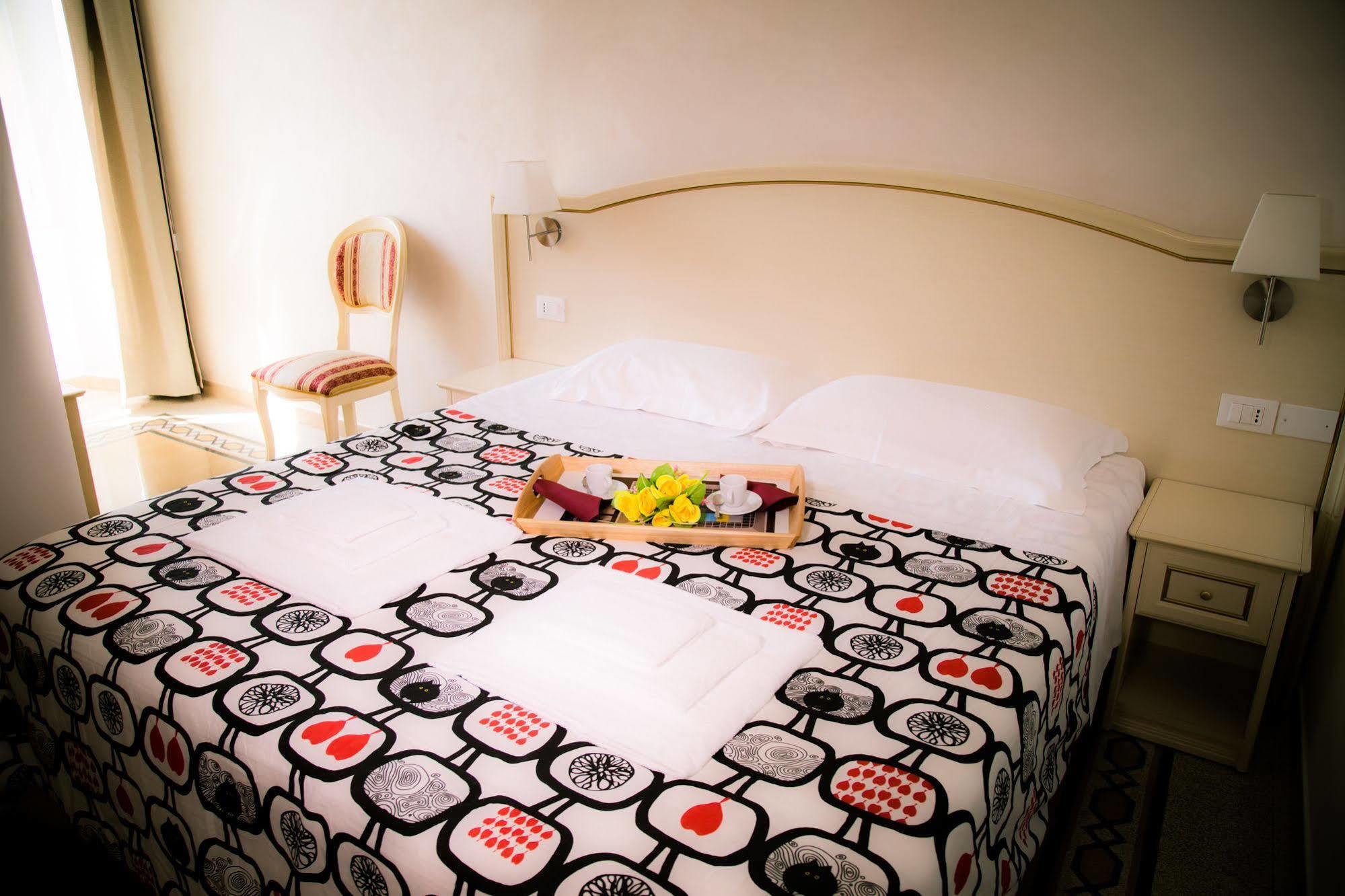 St. Peter Central Rooms B&B Roma Dış mekan fotoğraf
